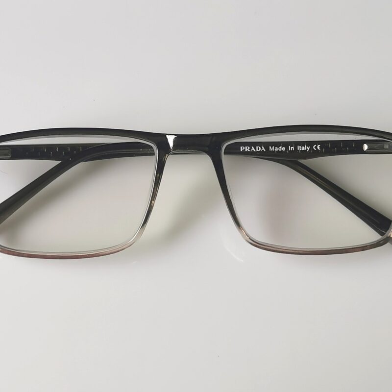 Prada - Black & White