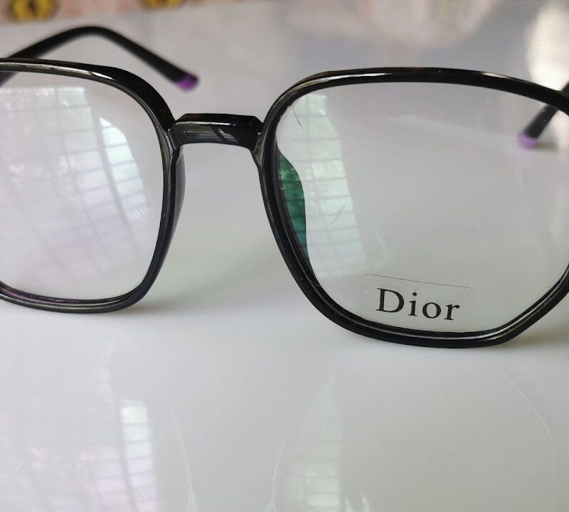 Dior - Black